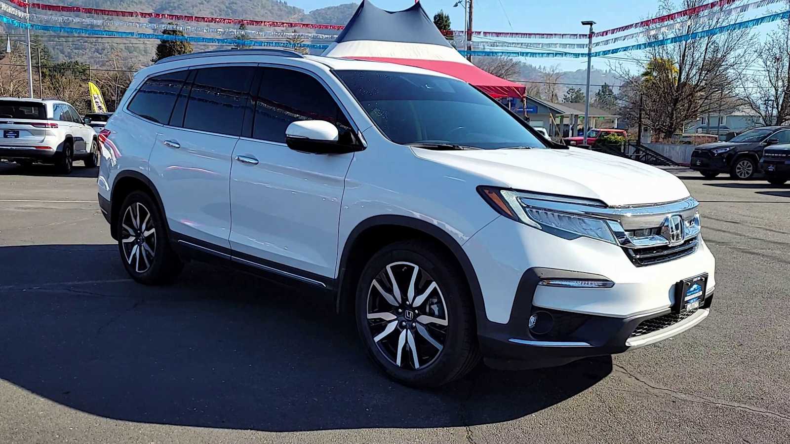Used 2022 Honda Pilot Elite with VIN 5FNYF6H04NB039949 for sale in Grants Pass, OR