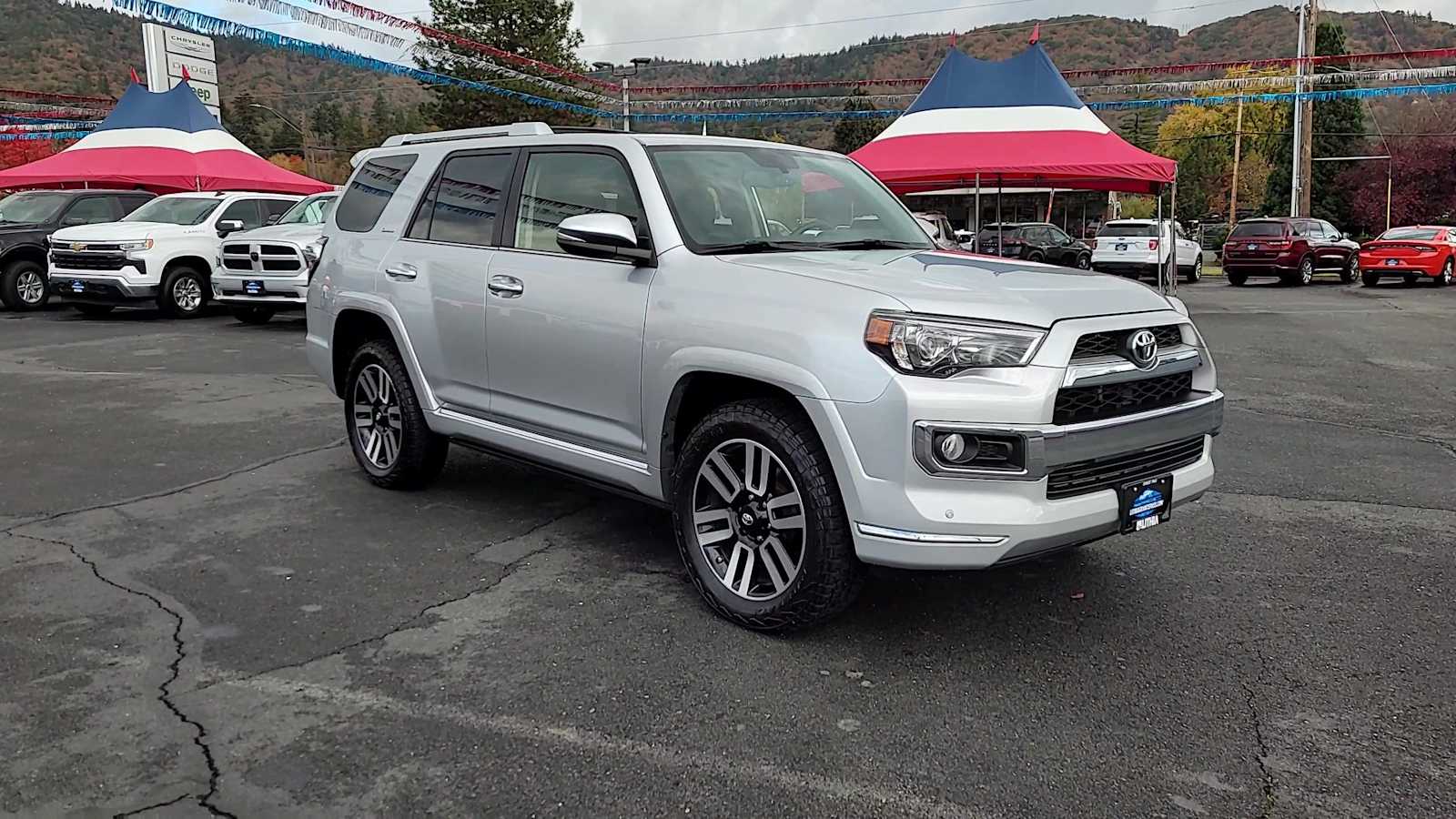 Used 2019 Toyota 4Runner Limited with VIN JTEBU5JR9K5619771 for sale in Grants Pass, OR