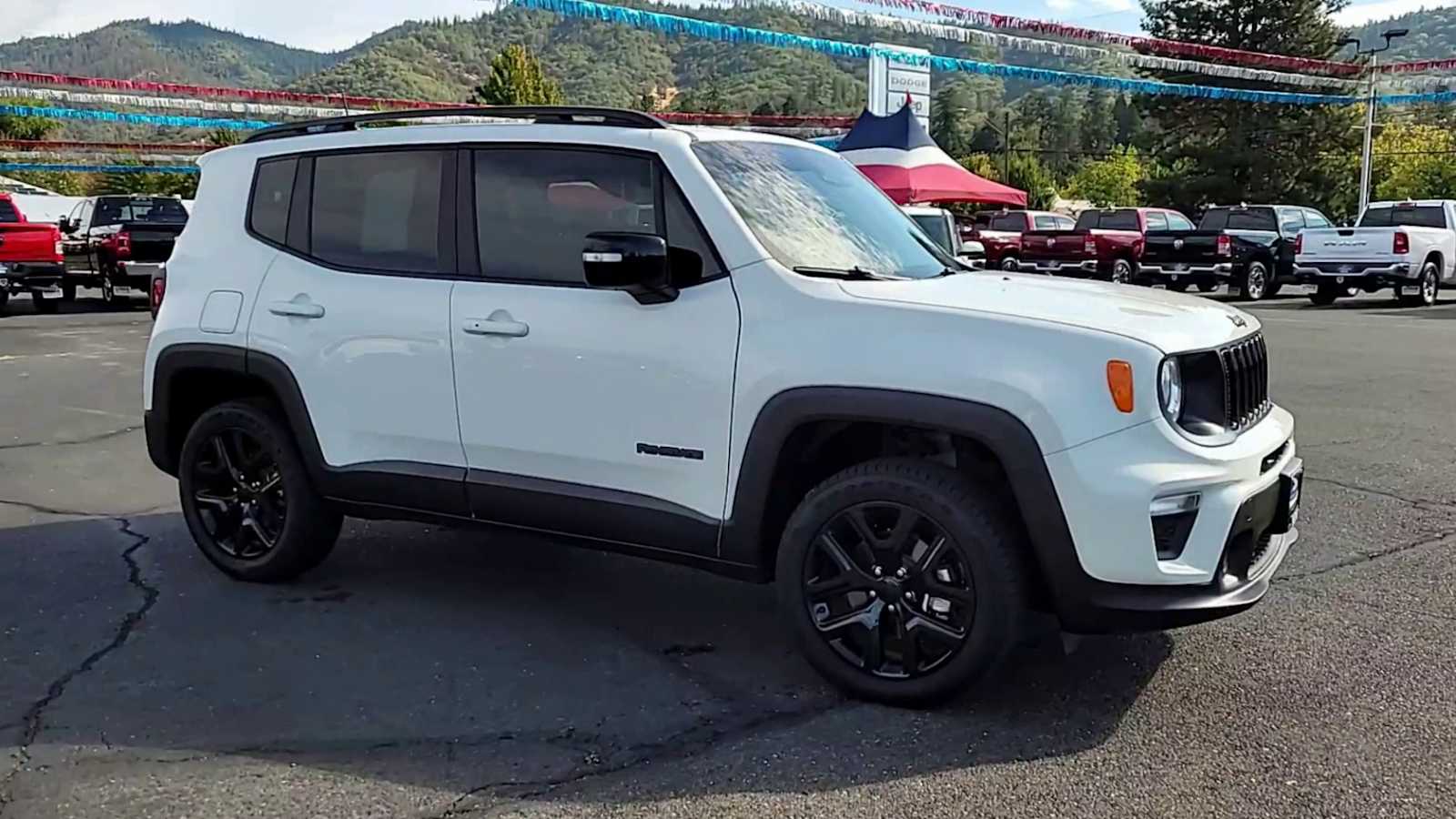 Used 2023 Jeep Renegade Altitude with VIN ZACNJDE10PPP25000 for sale in Grants Pass, OR