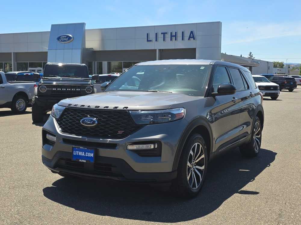 2022 Ford Explorer