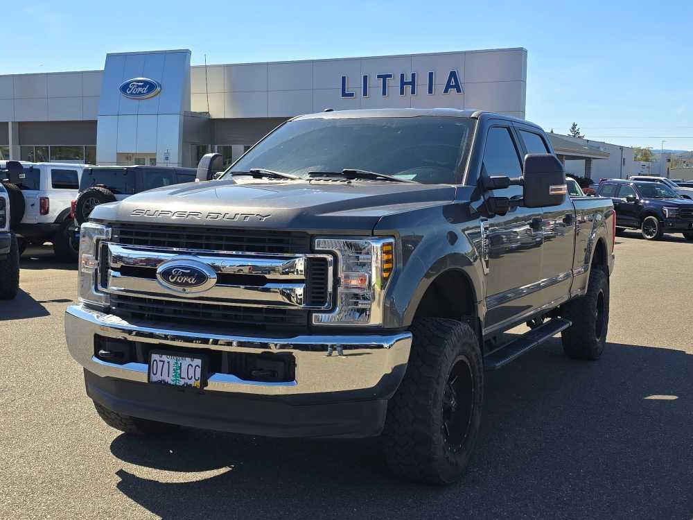 2018 Ford F-350 Super Duty XL Crew Cab LB 4WD