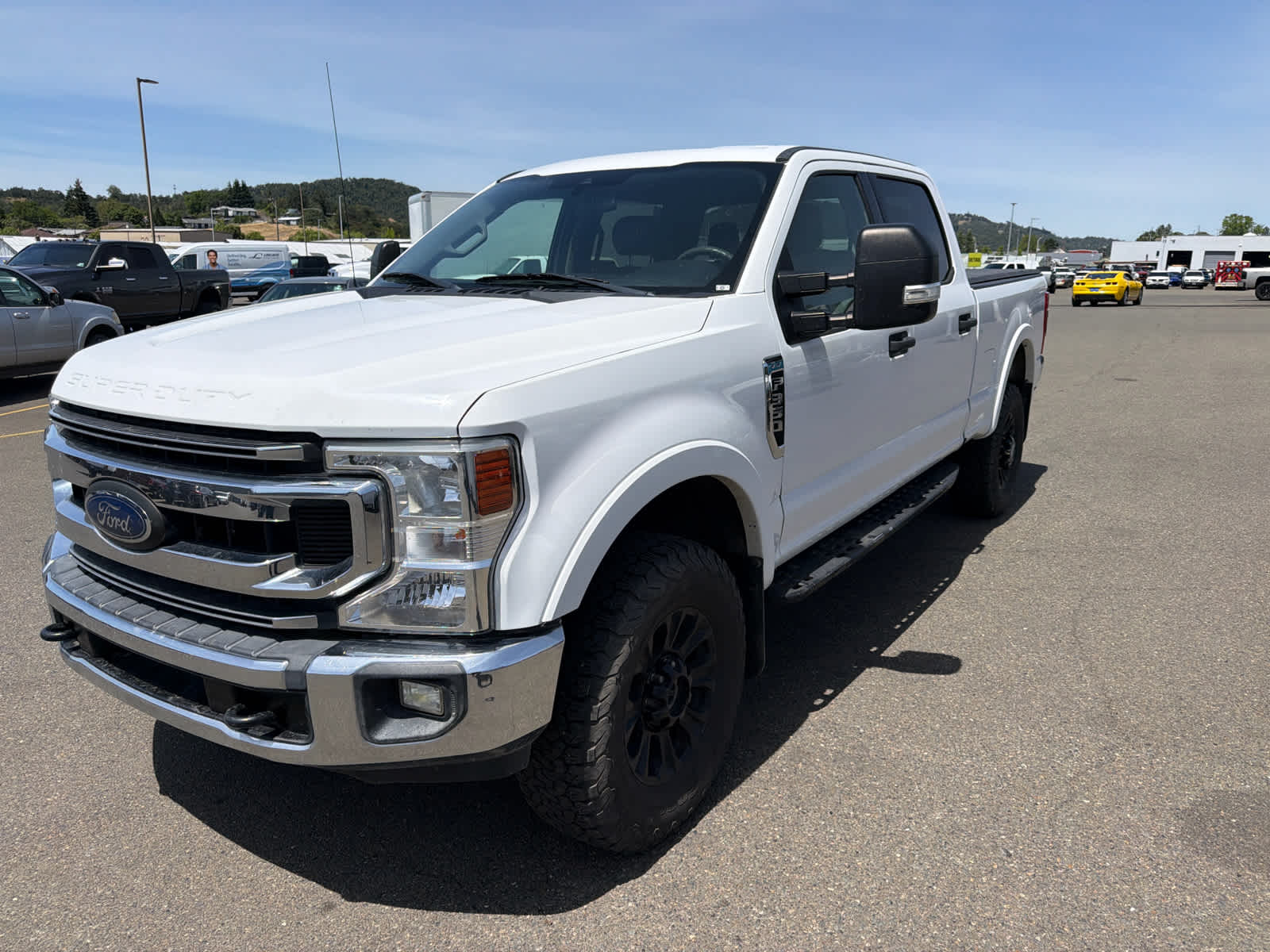 View vehicle photo 5