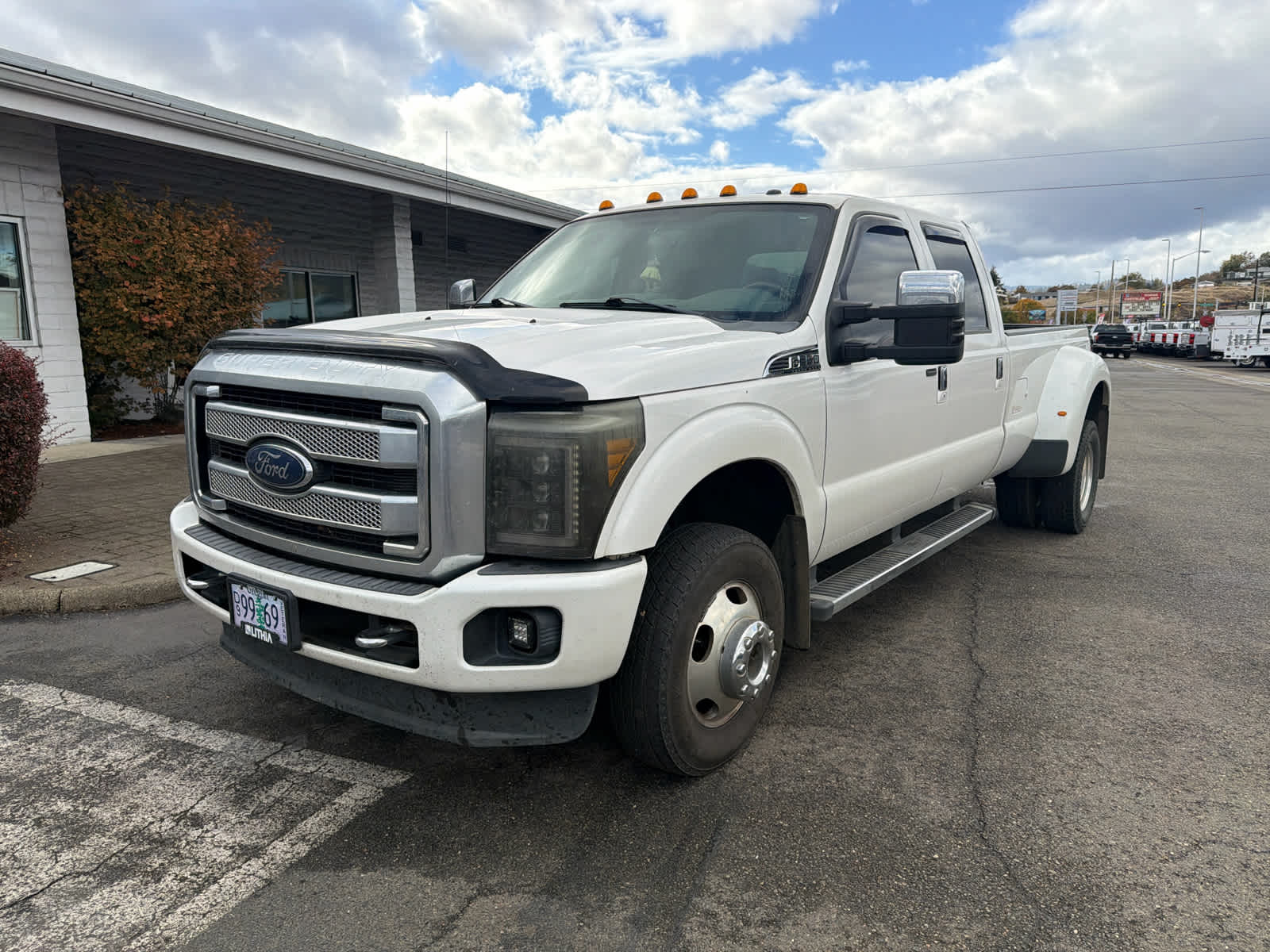 2015 Ford F-350 Super Duty Platinum Crew Cab LB DRW 4WD