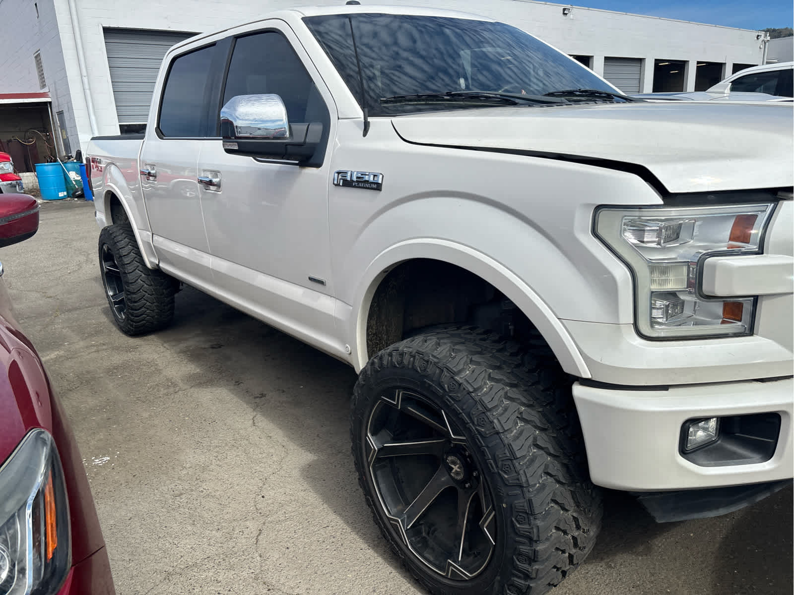 View vehicle photo 2