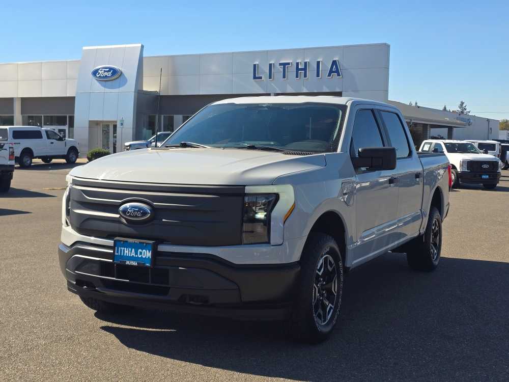 2023 Ford F-150 Lightning Pro SuperCrew AWD