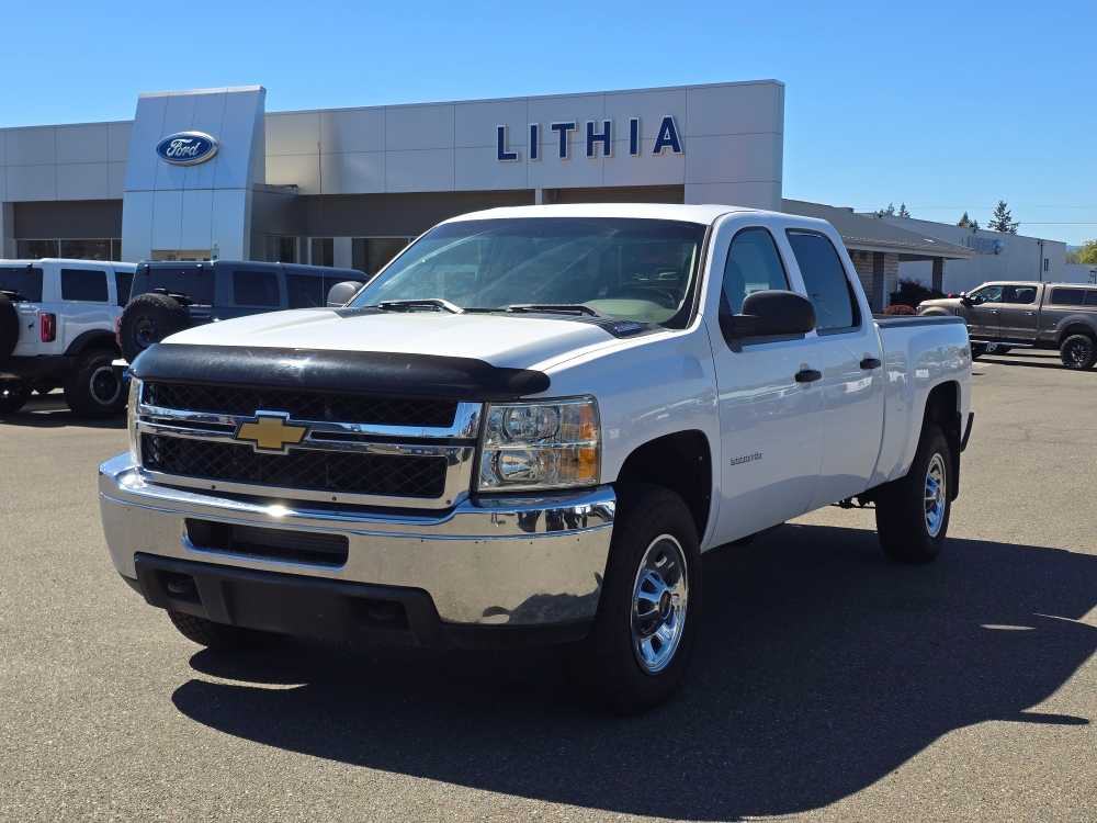 Summit White 2014 Chevrolet Silverado 3500HD Work Truck Crew Cab 4WD Pickup Truck Four-Wheel Drive 6-Speed Automatic