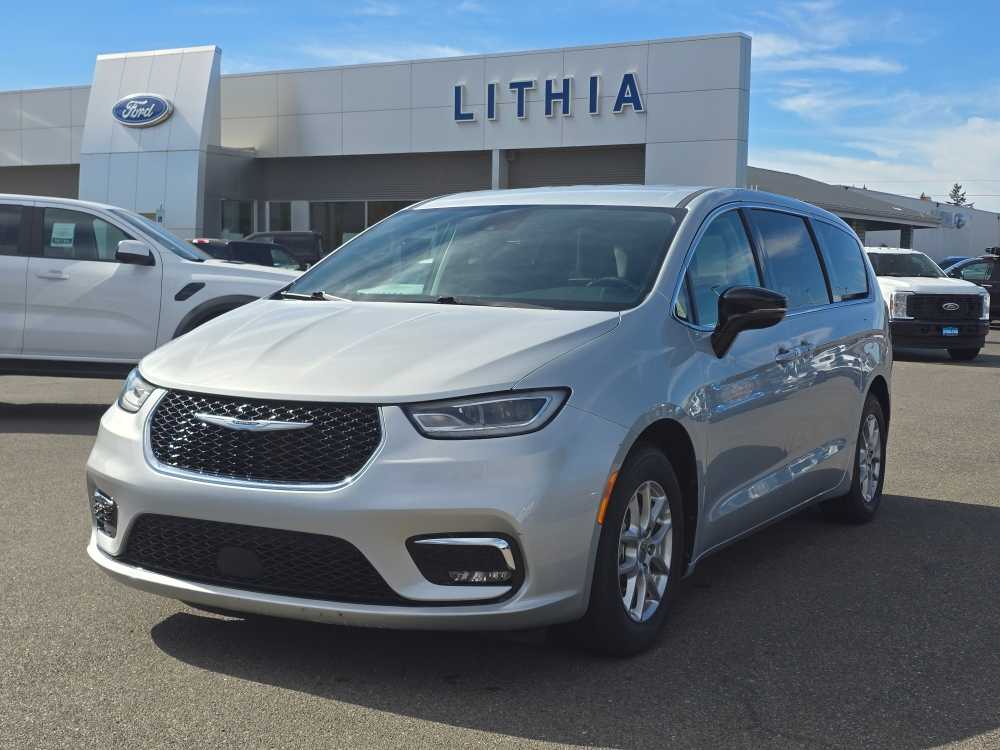 2024 Chrysler Pacifica