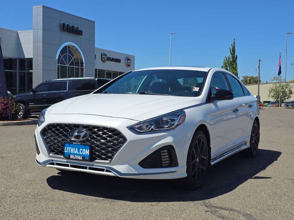 Quartz White Pearl 2018 Hyundai Sonata Sedan Front-Wheel Drive 8-Speed Automatic