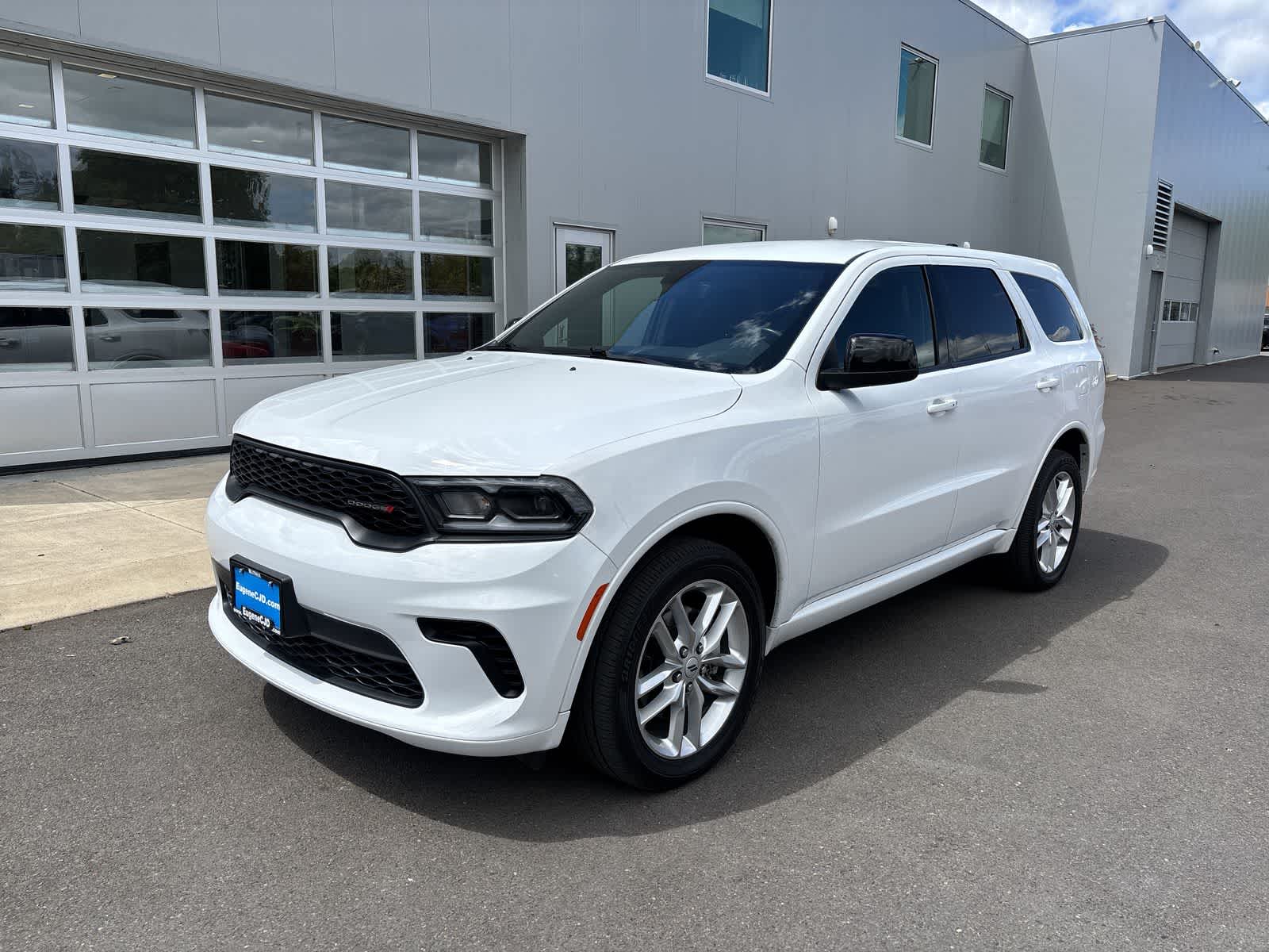 White Knuckle Clearcoat 2025 Dodge Durango GT AWD SUV / Crossover All-Wheel Drive 8-Speed Automatic