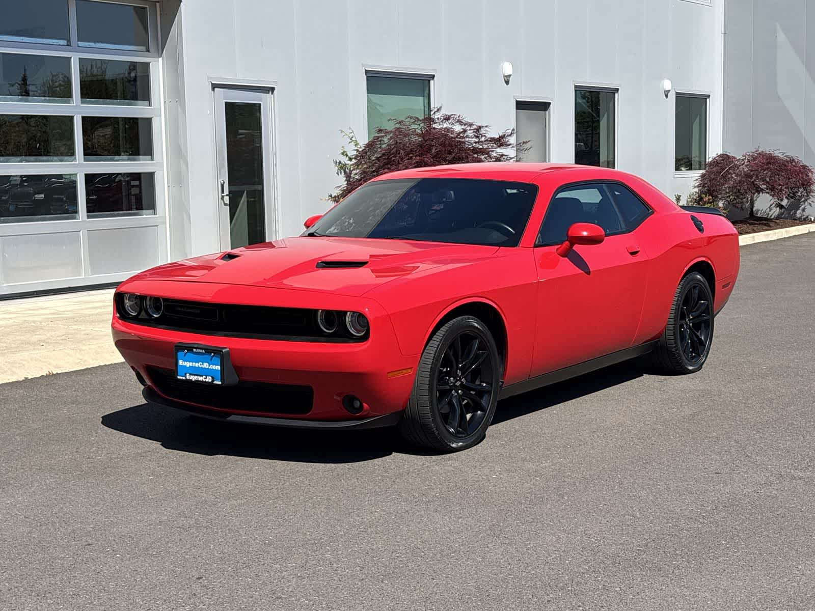 Torred Clearcoat 2018 Dodge Challenger SXT RWD Coupe Rear-Wheel Drive 8-Speed Automatic