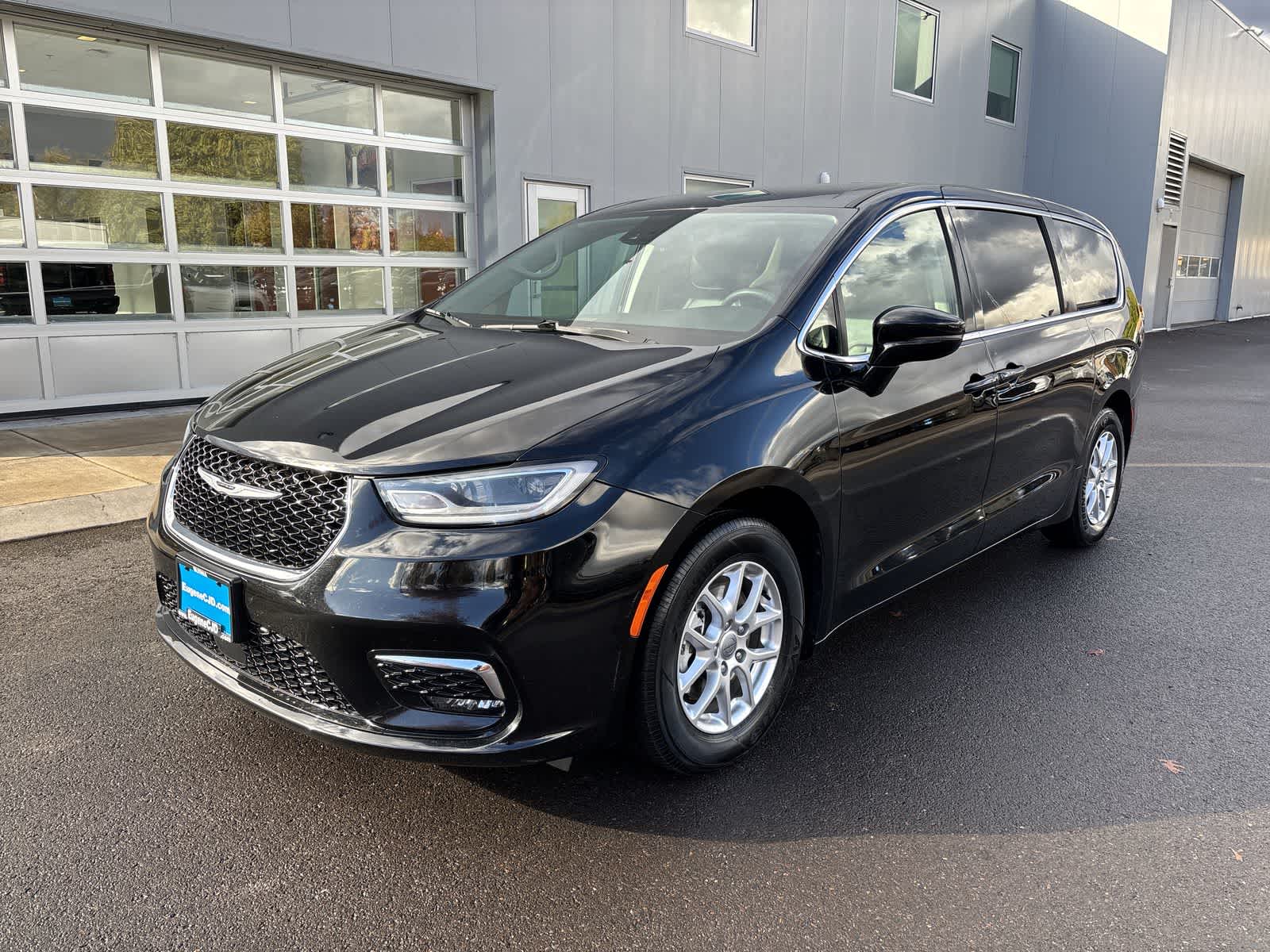 2024 Chrysler Pacifica