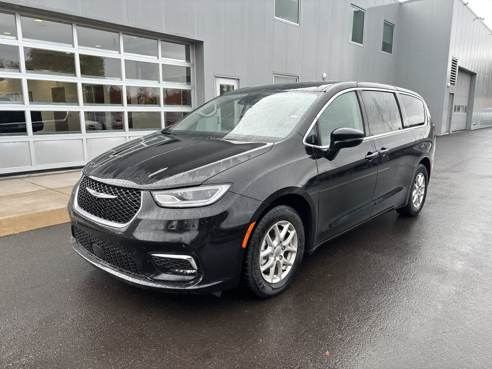 2024 Chrysler Pacifica