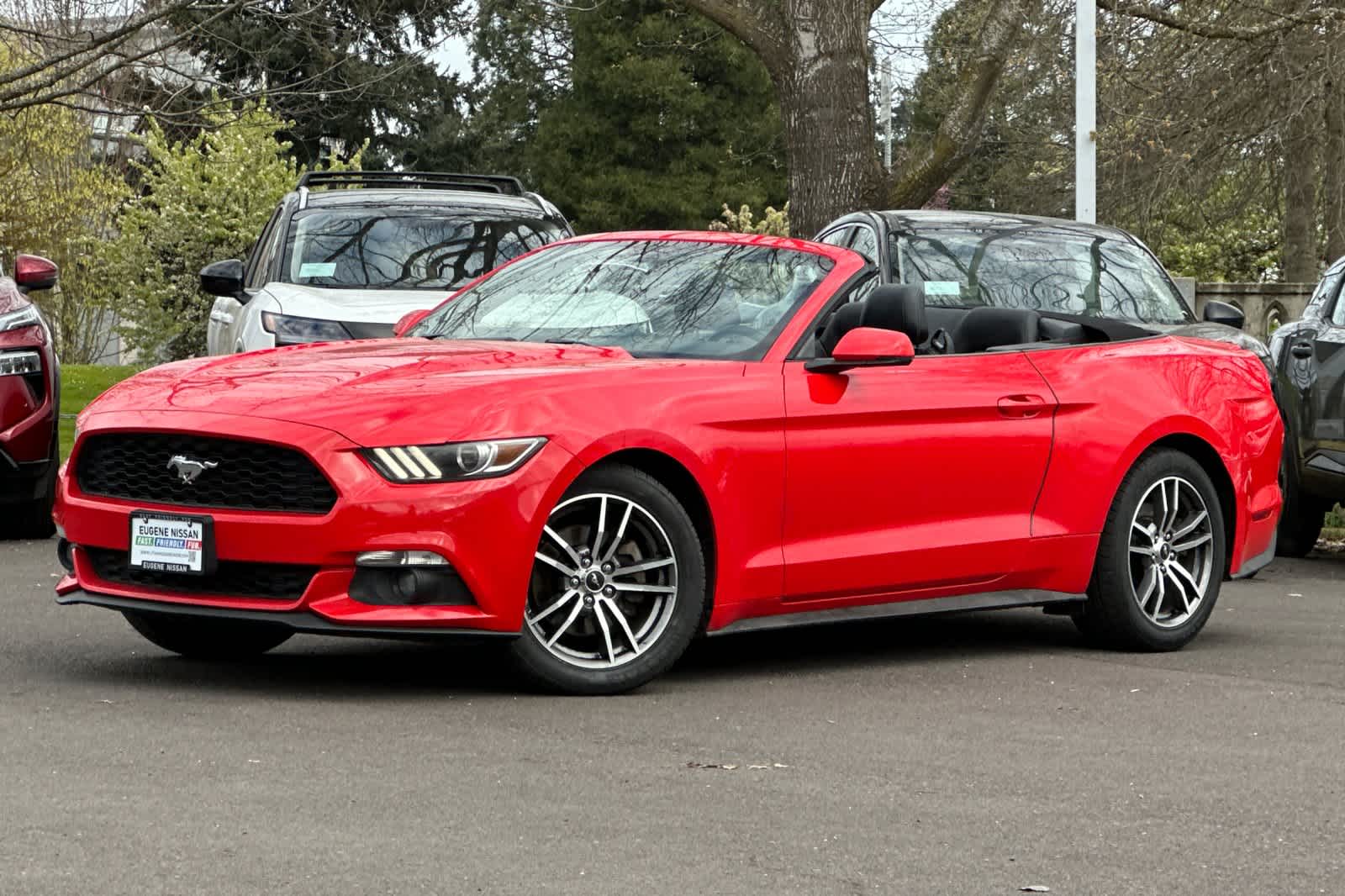 2016 Ford Mustang EcoBoost Premium Convertible RWD