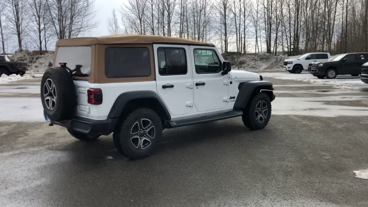 2020 Jeep Wrangler Unlimited Black and Tan 15