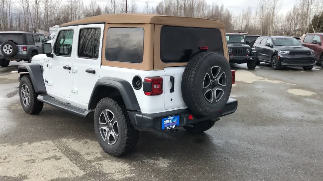 2020 Jeep Wrangler Unlimited Black and Tan 11