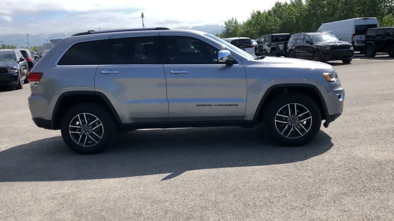 2020 Jeep Grand Cherokee Limited 17