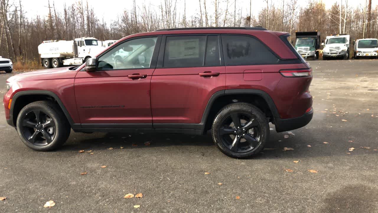 2025 Jeep Grand Cherokee Limited 9