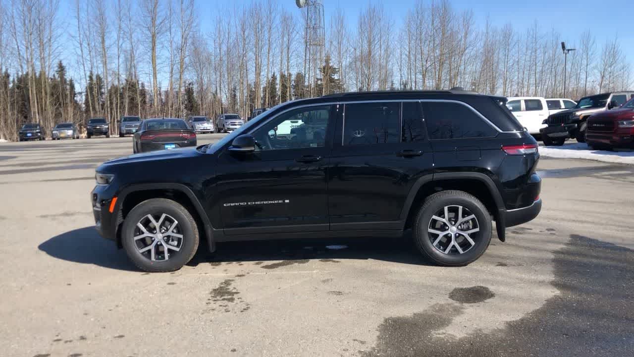 2024 Jeep Grand Cherokee Limited 8