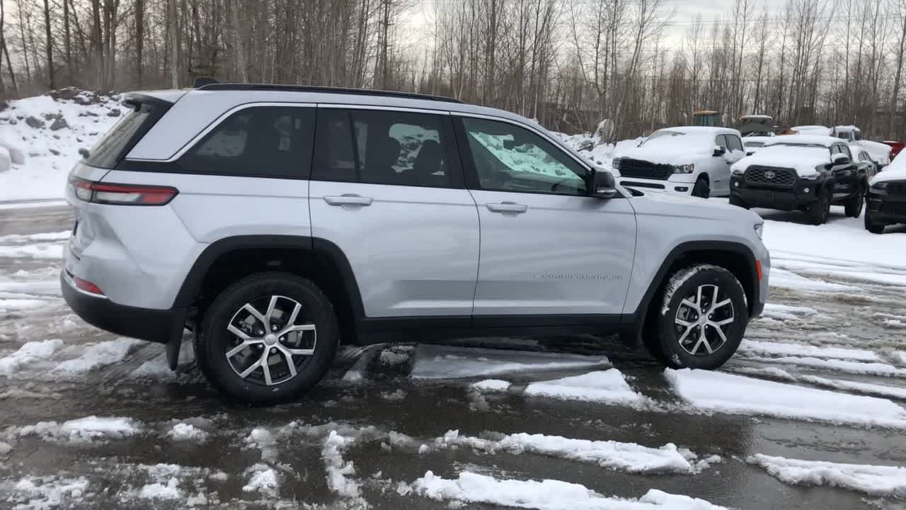 2024 Jeep Grand Cherokee Limited 15