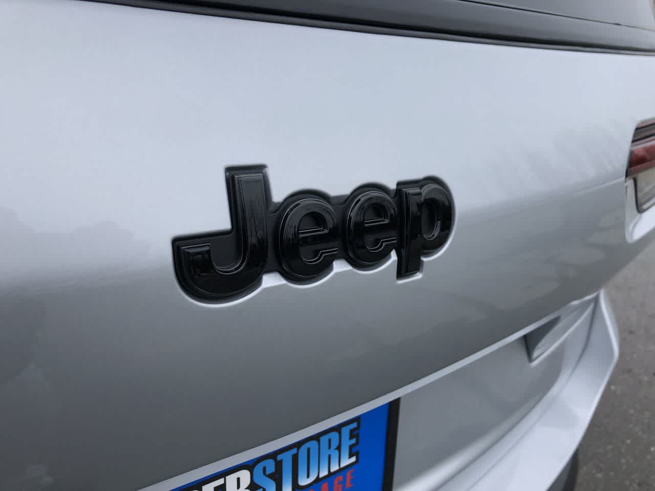 2024 Jeep Grand Cherokee L Altitude 19