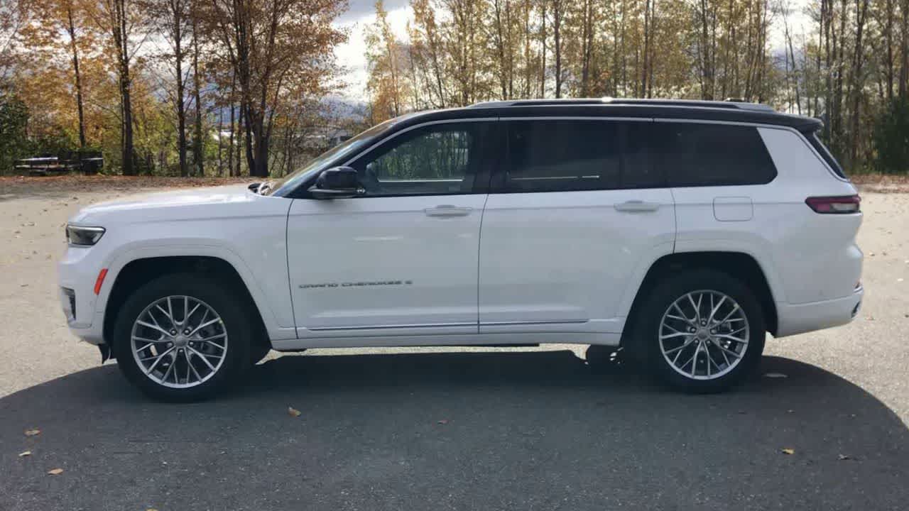 2023 Jeep Grand Cherokee L Summit 8