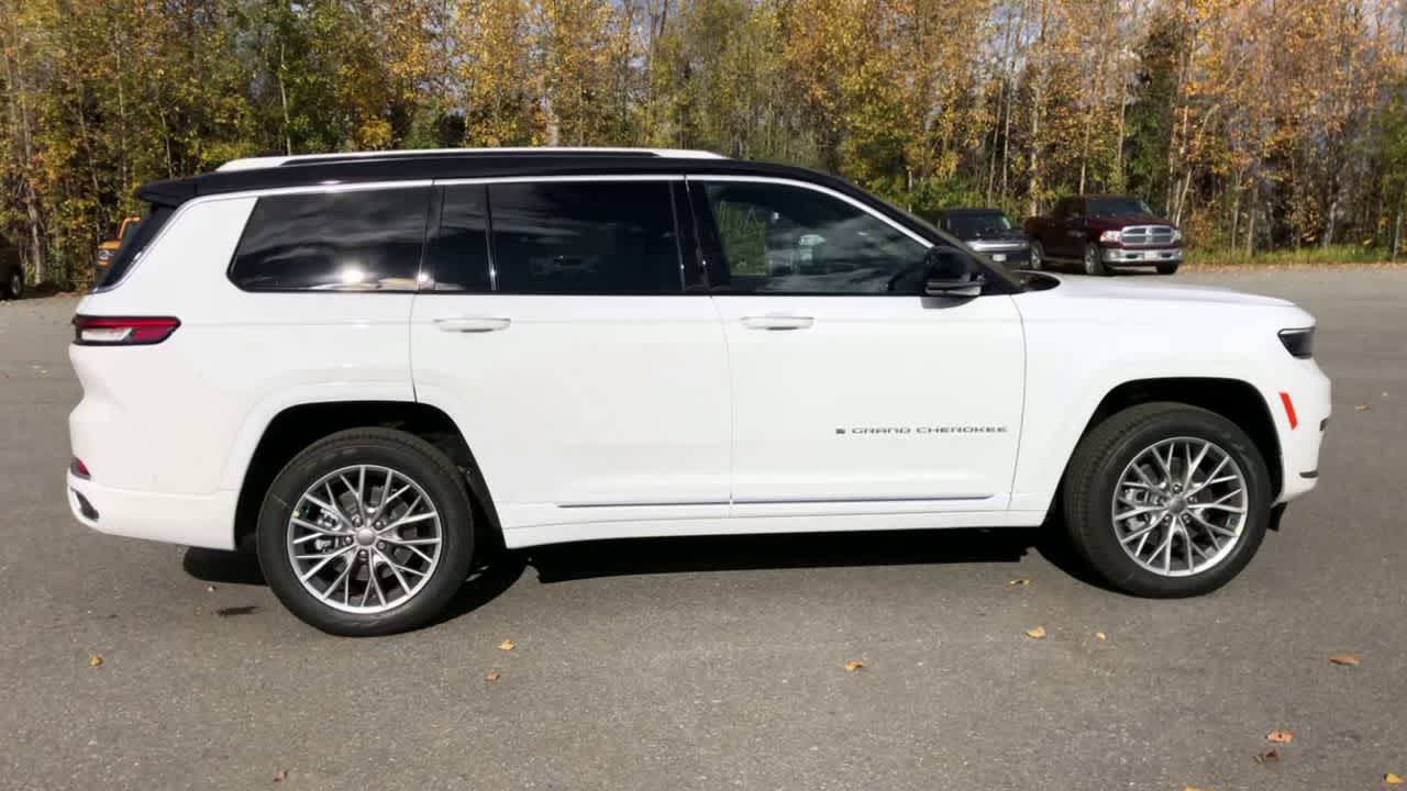 2023 Jeep Grand Cherokee L Summit 16