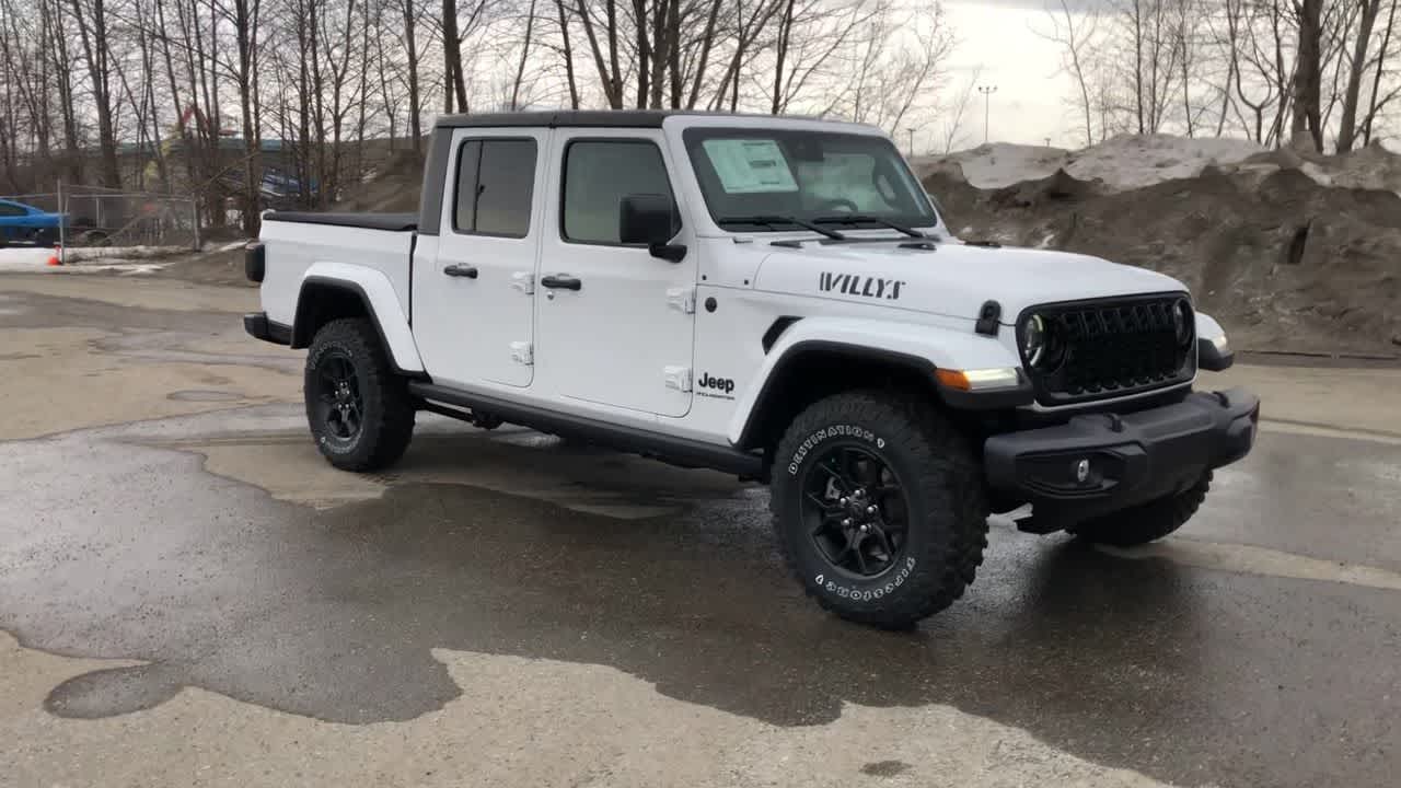 2024 Jeep Gladiator Willys 4x4 3