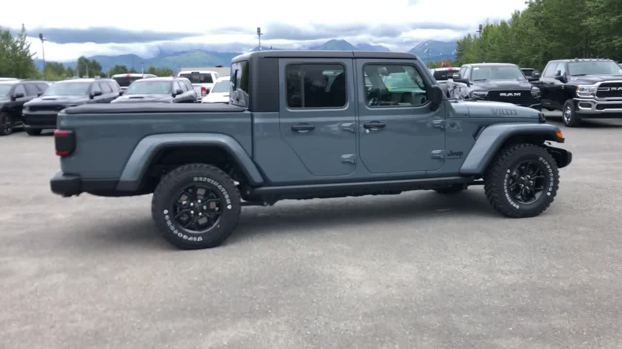 2024 Jeep Gladiator Willys 4x4 15