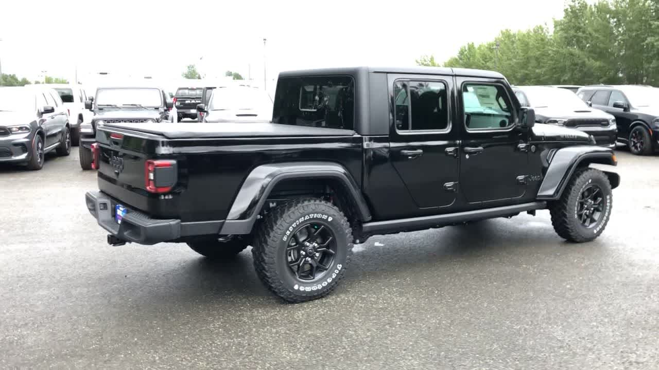 2024 Jeep Gladiator Willys 4x4 14