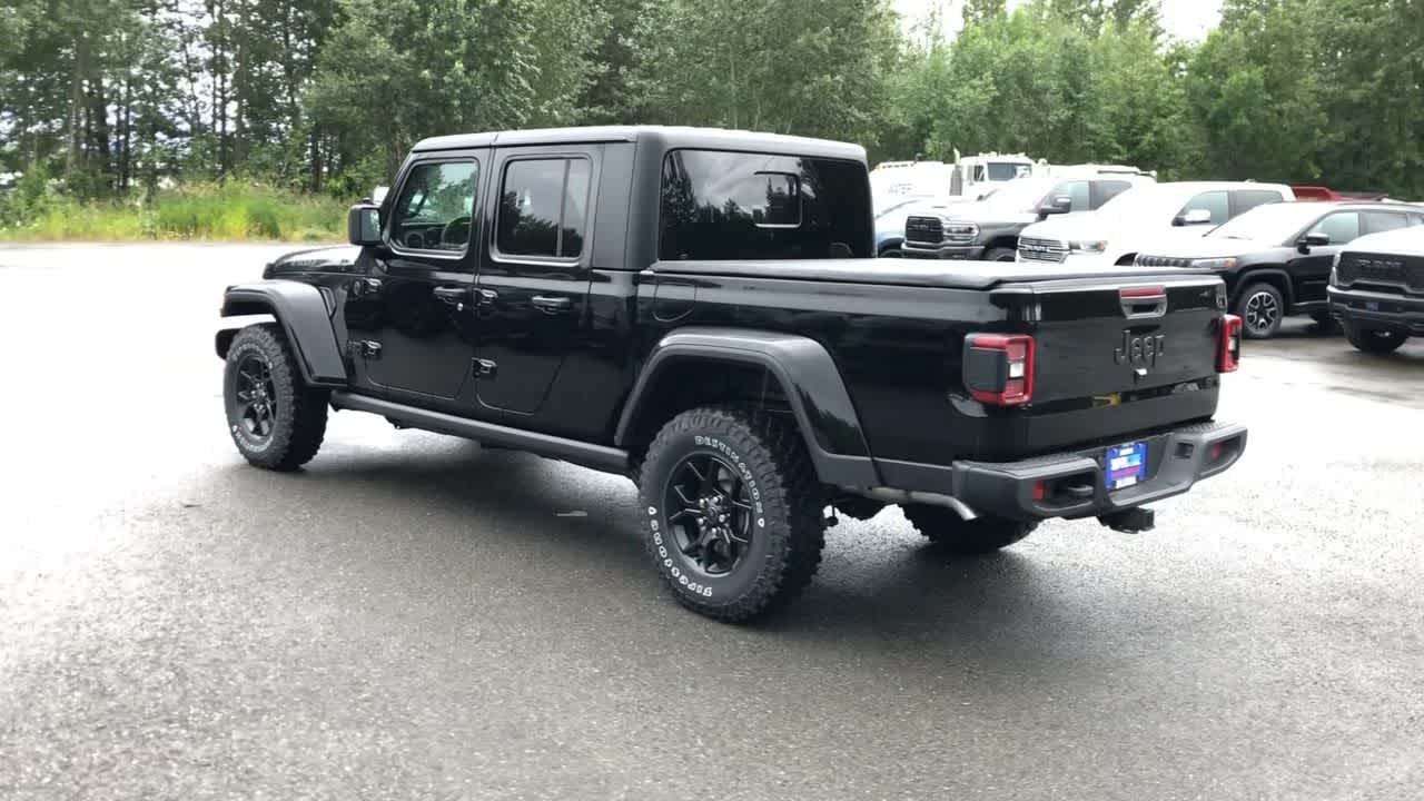 2024 Jeep Gladiator Willys 4x4 10