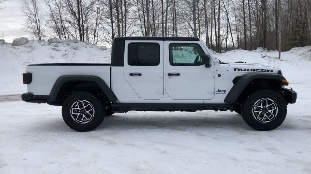 2024 Jeep Gladiator Rubicon 4x4 17