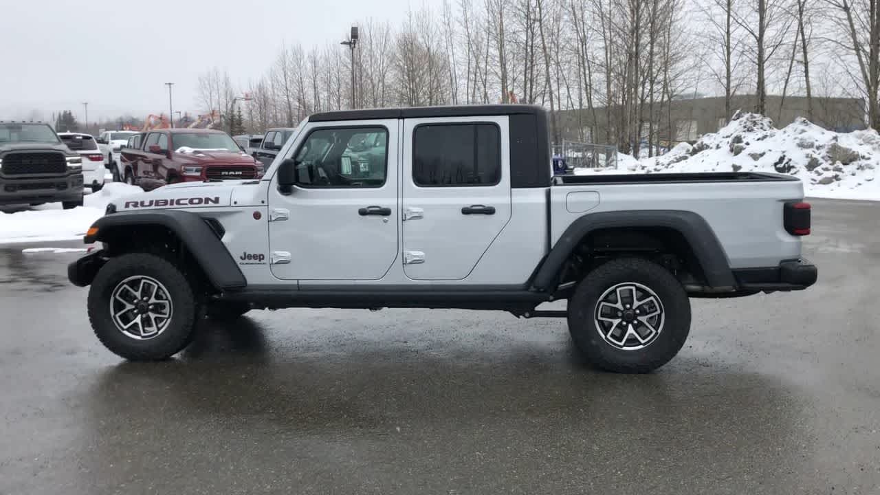 2024 Jeep Gladiator Rubicon 4x4 9