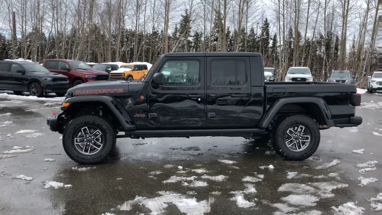 2024 Jeep Gladiator Mojave X 4x4 8