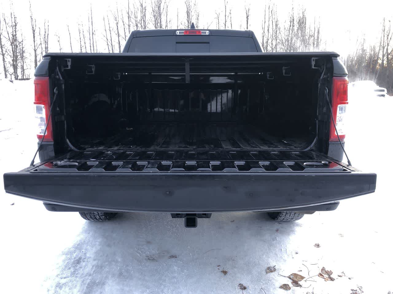 2022 Ram 1500 Big Horn 4x4 Crew Cab 57 Box 20