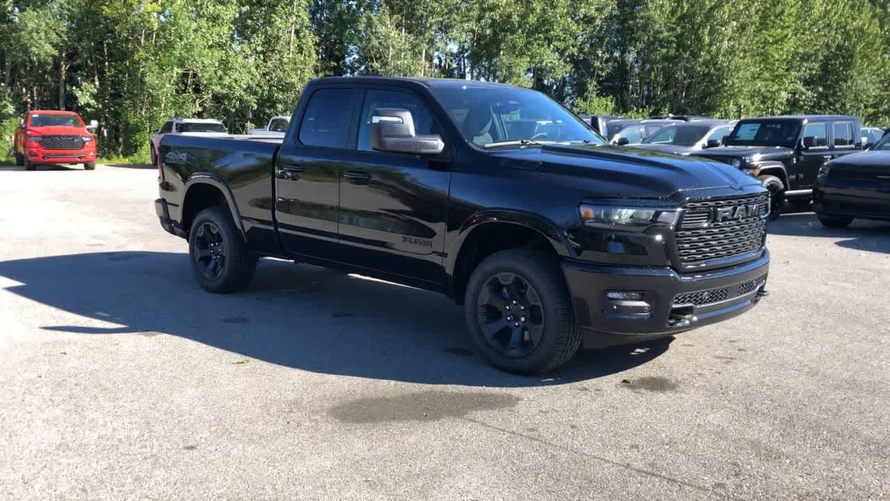 2025 Ram 1500 Big Horn 4x4 Quad Cab 64 Box 2