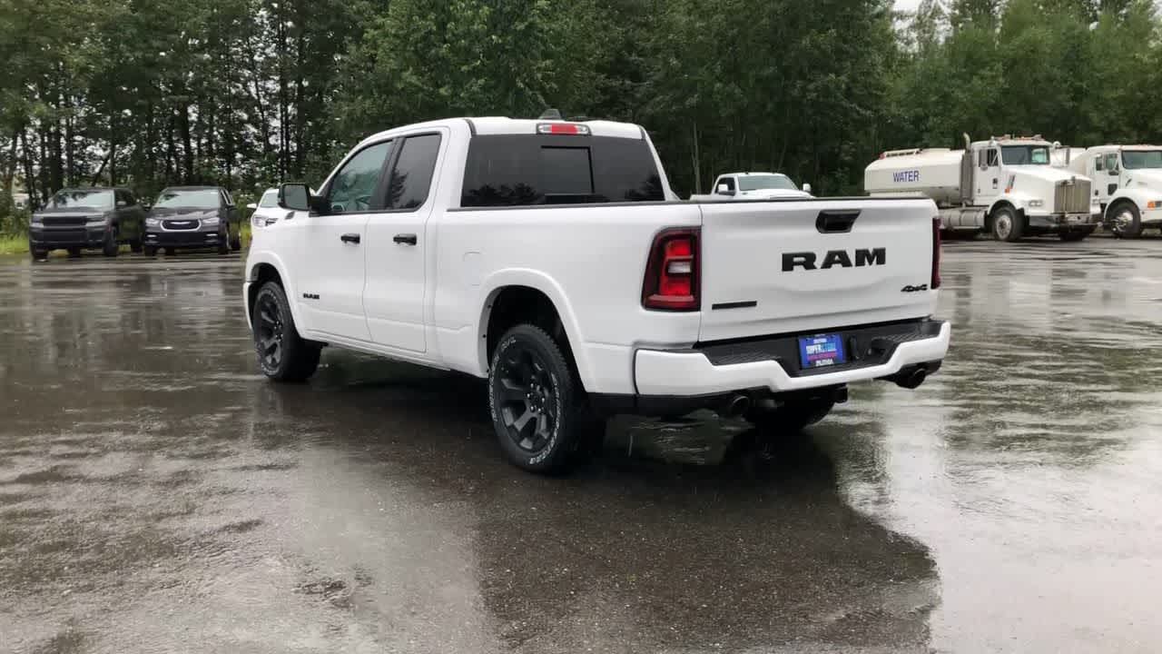 2025 Ram 1500 Big Horn 4x4 Quad Cab 64 Box 11