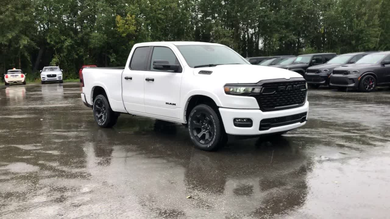 2025 Ram 1500 Big Horn 4x4 Quad Cab 64 Box 2