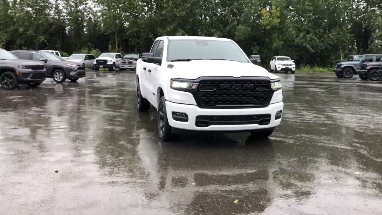 2025 Ram 1500 Big Horn 4x4 Quad Cab 64 Box 3