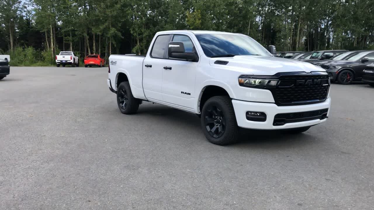 2025 Ram 1500 Big Horn 4x4 Quad Cab 64 Box 2