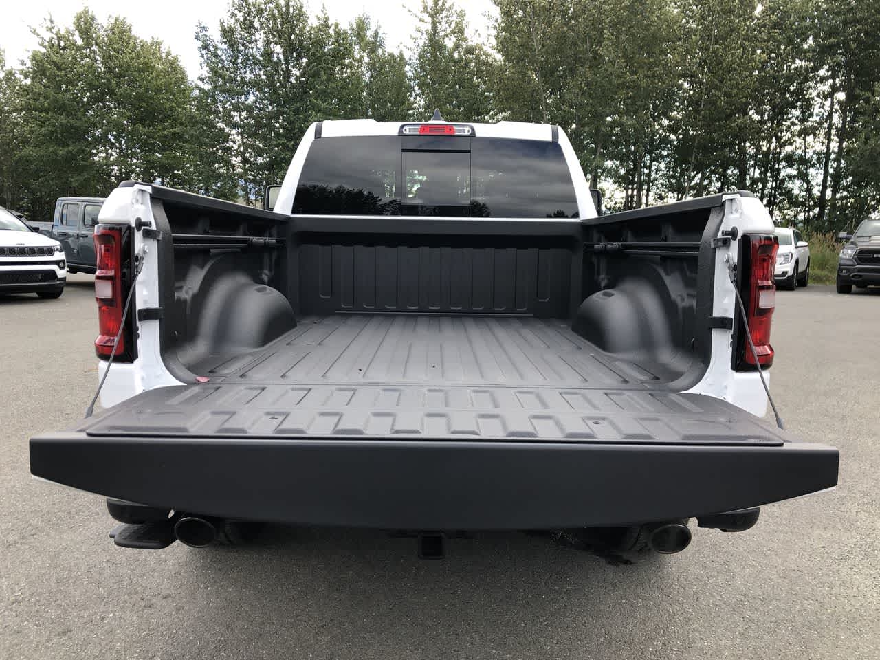 2025 Ram 1500 Big Horn 4x4 Quad Cab 64 Box 20