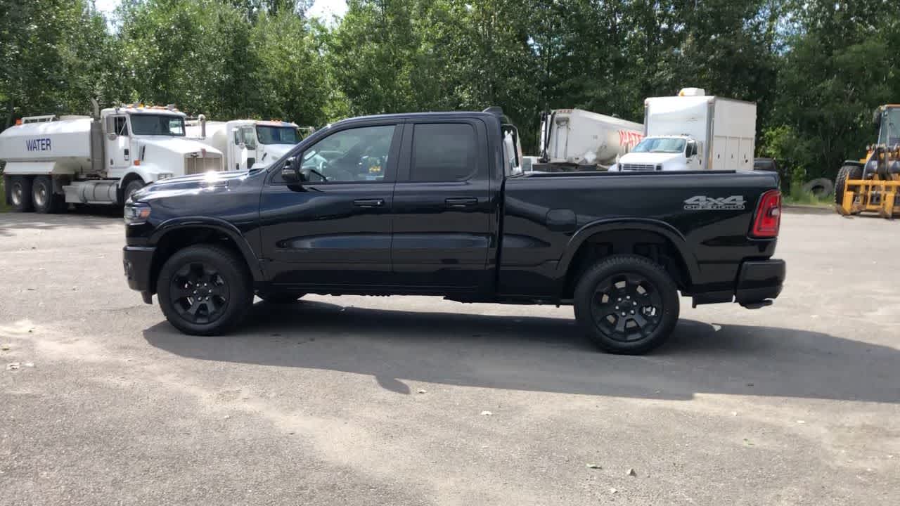 2025 Ram 1500 Big Horn 4x4 Quad Cab 64 Box 9