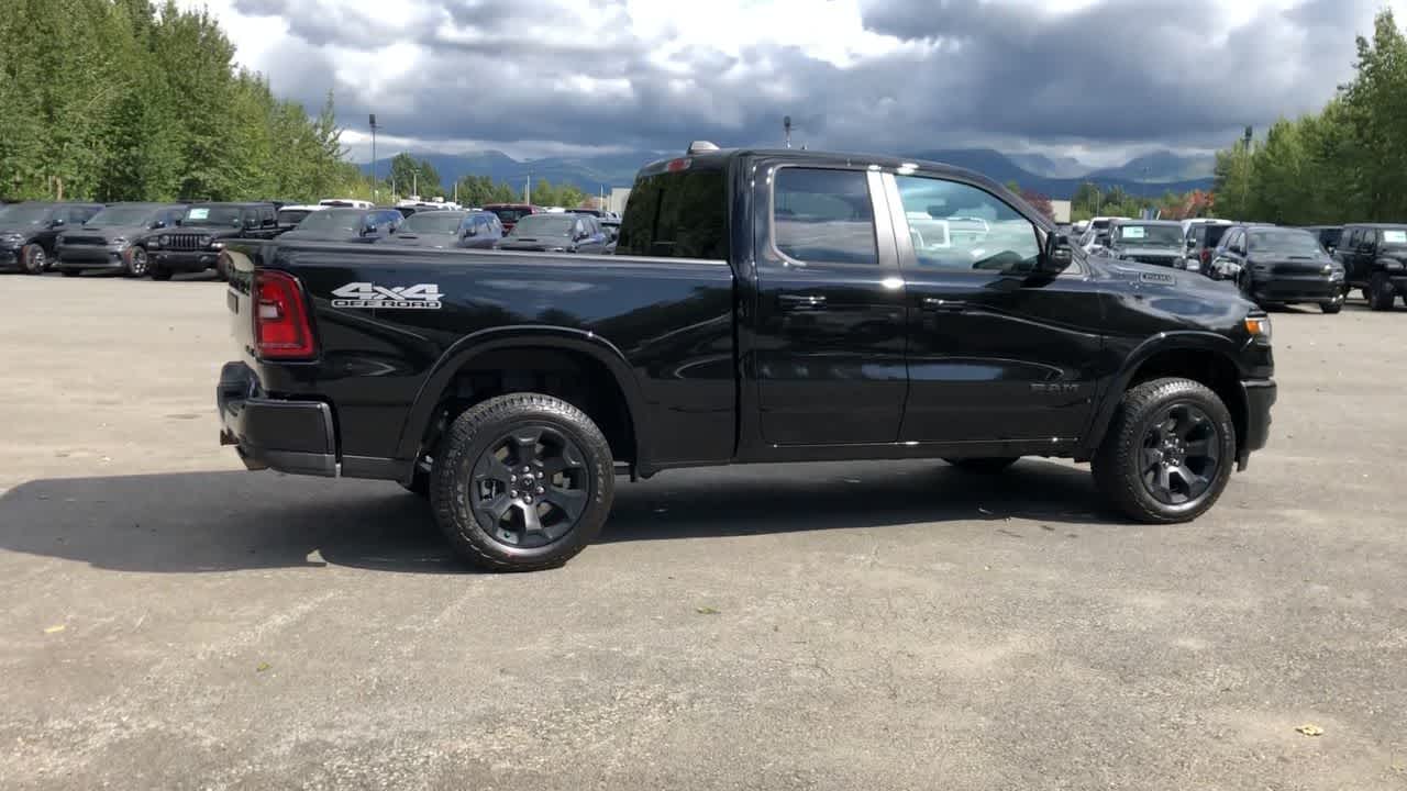 2025 Ram 1500 Big Horn 4x4 Quad Cab 64 Box 15