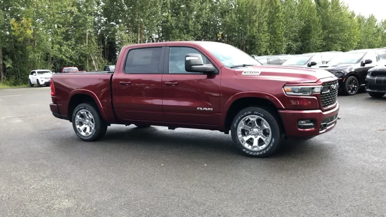 2025 Ram 1500 Big Horn 4x4 Crew Cab 57 Box 17