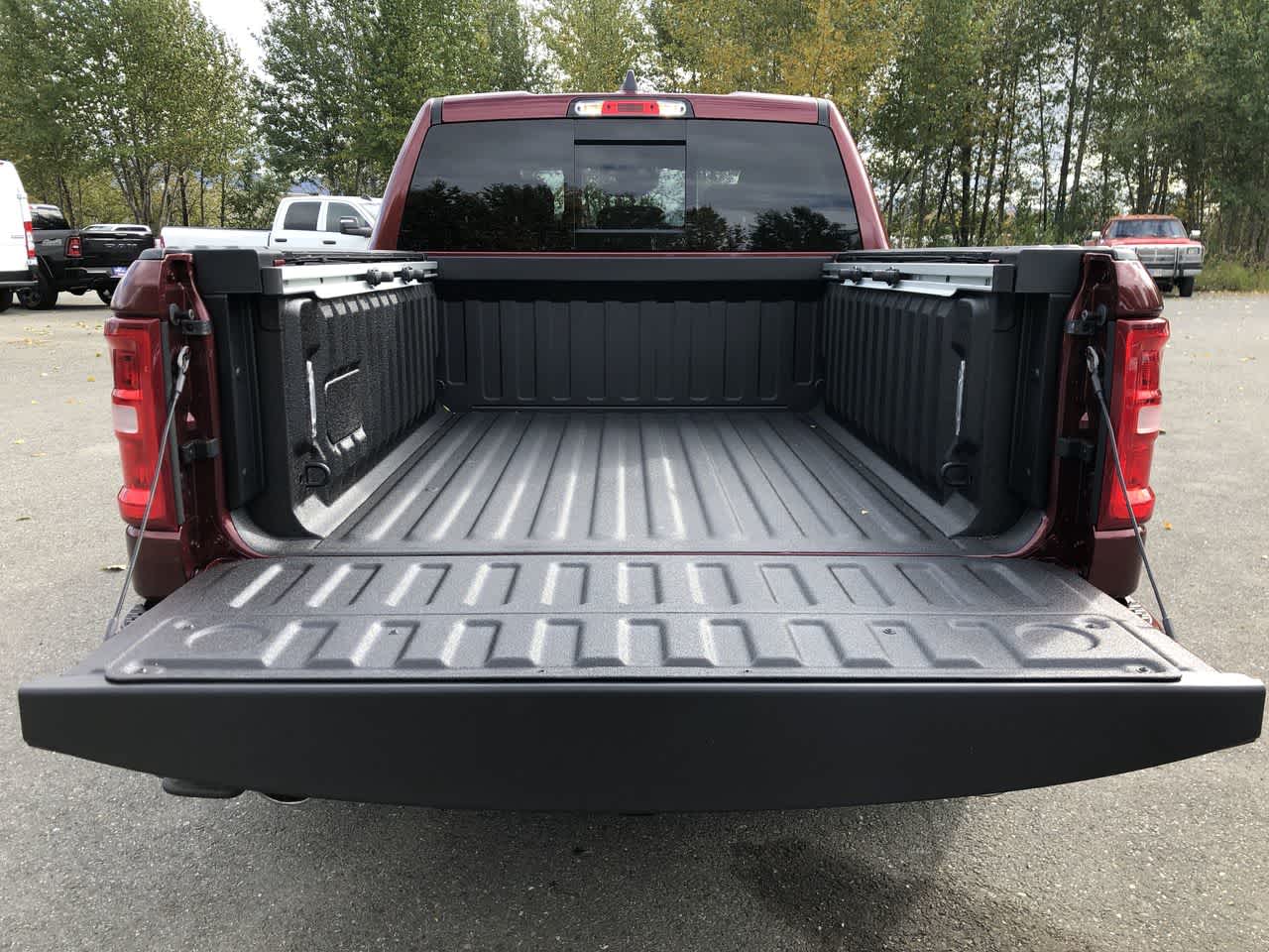 2025 Ram 1500 Big Horn 4x4 Crew Cab 57 Box 20