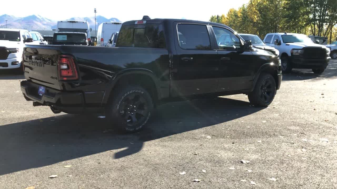 2025 Ram 1500 Big Horn 4x4 Crew Cab 57 Box 14