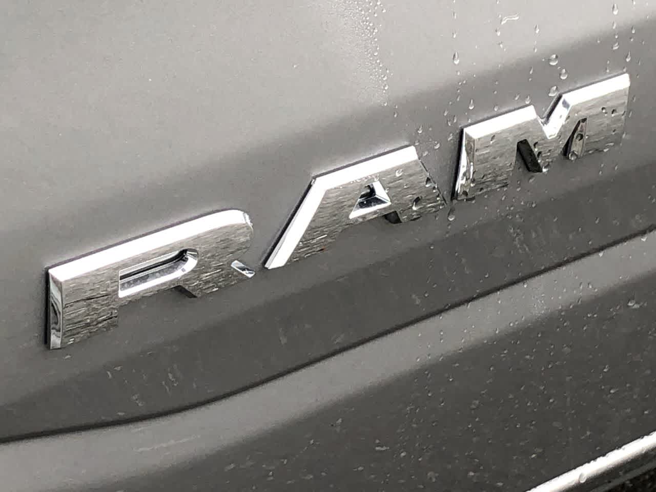 2025 Ram 1500 Laramie 4x4 Crew Cab 57 Box 18