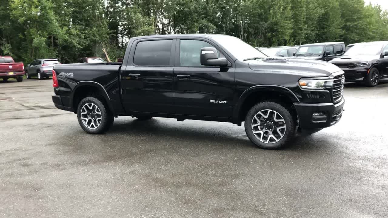 2025 Ram 1500 Laramie 4x4 Crew Cab 57 Box 17