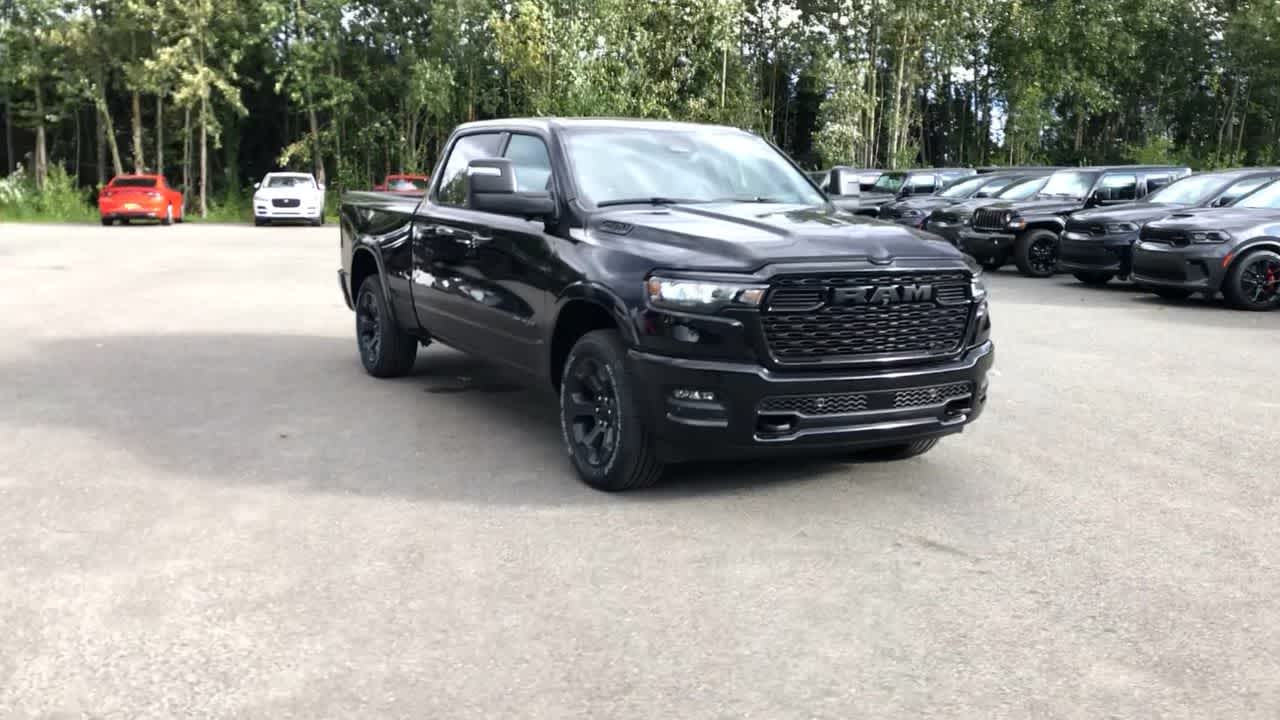 2025 Ram 1500 Big Horn 4x4 Crew Cab 64 Box 2