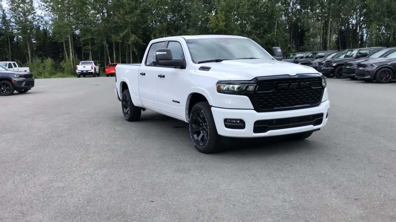 2025 Ram 1500 Big Horn 4x4 Crew Cab 64 Box 2