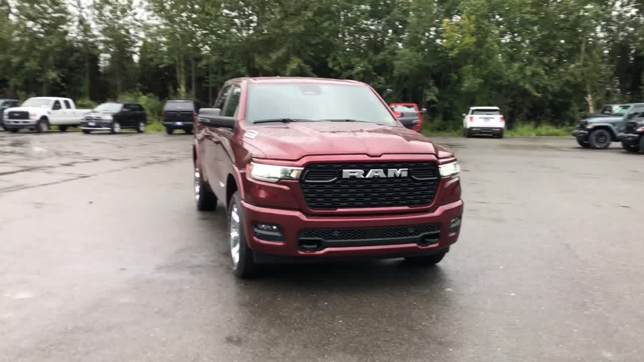 2025 Ram 1500 Big Horn 4x4 Crew Cab 64 Box 3